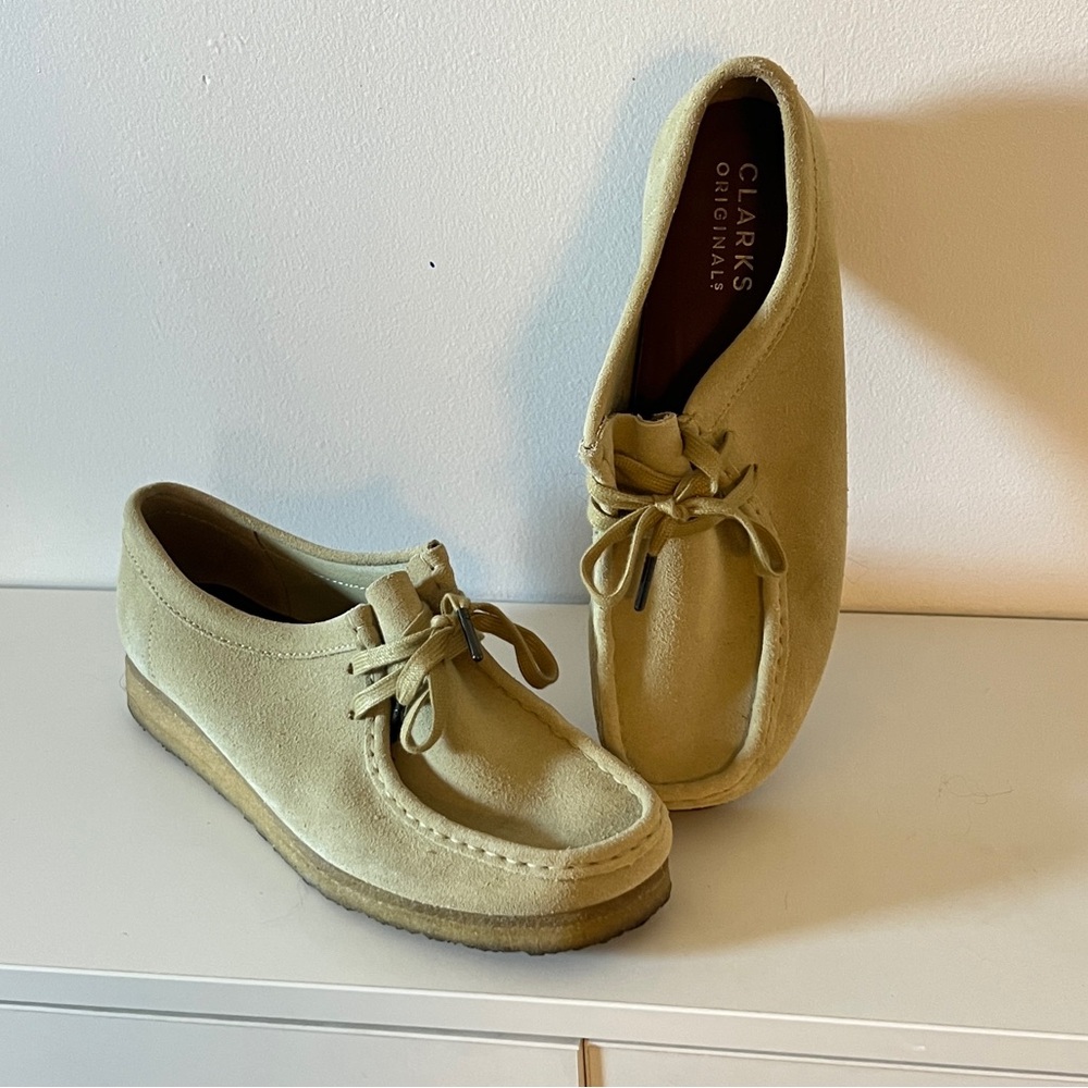 Clarks Wallabee Women's Moccasins